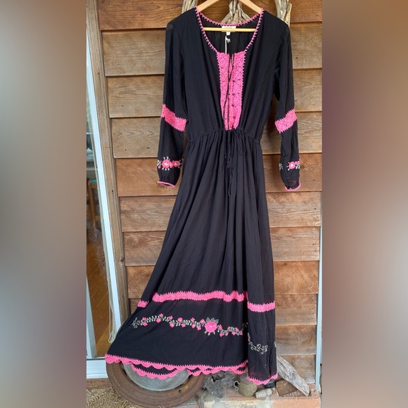 Chasing Unicorns Fork in the Road maxi dress. - Picture 4 of 5